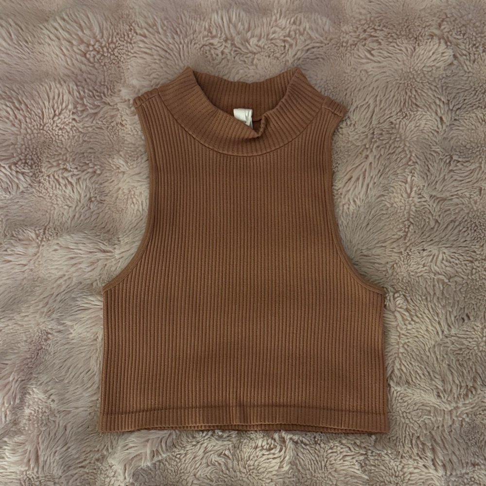 sleeveless ribbed top